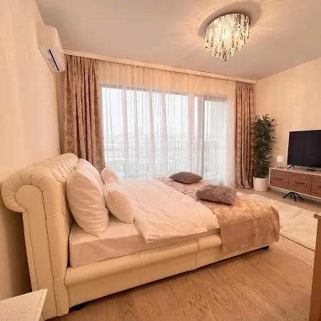 Waterfront Luxury Suites Apartman