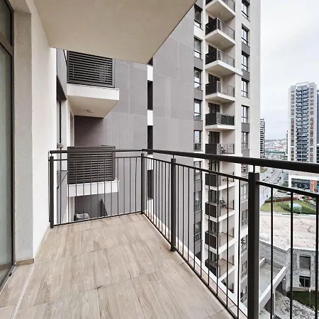 Waterfront Luxury Suites Appartement *